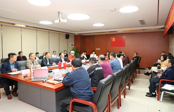 东莞市诗词楹联协会组团走进盟大雅集采风